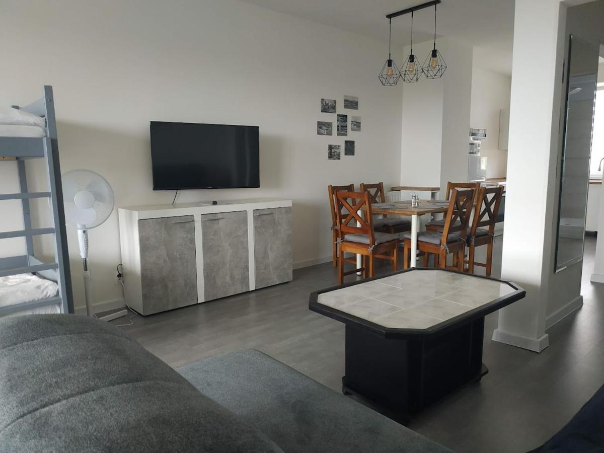 Apartman One To One Štúrovo Exterior foto
